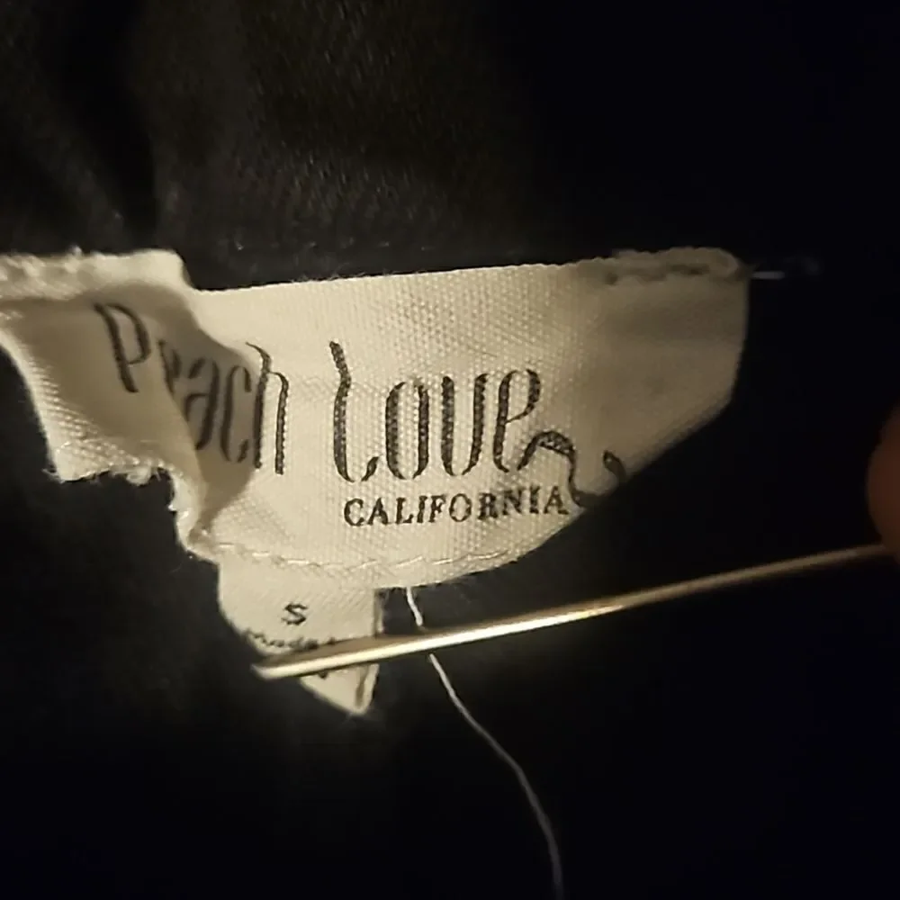PEACH Love  Denim Distressed Shorts Black S